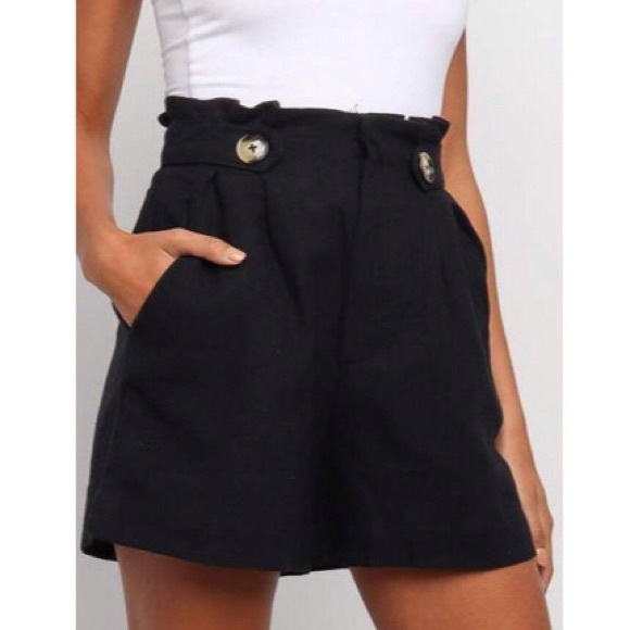 Frilled High Waist Shorts - Picture 3 of 5